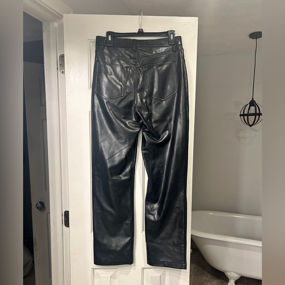 Abercrombie & Fitch Vegan Leather 90’s Straight Ultra High Rise 29 Curve Love - Picture 4 of 6